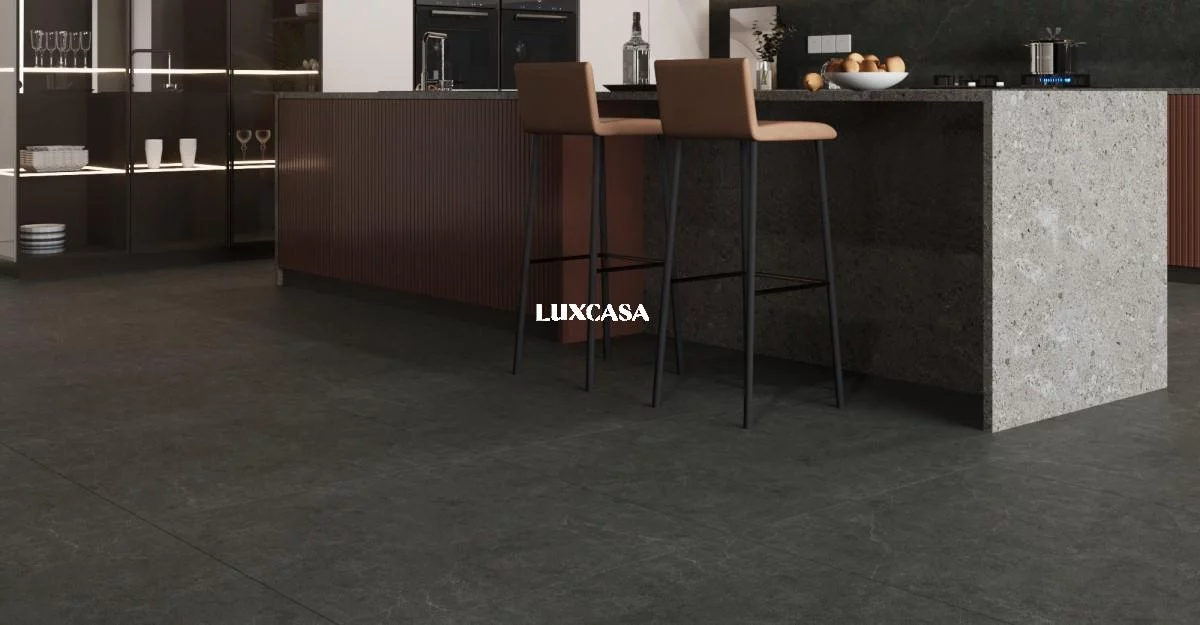 Mẫu gạch lát nền màu xám vân đá cho nhà bếp