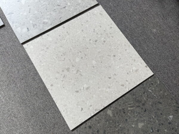 LUALPS BIANCO thực tế 2