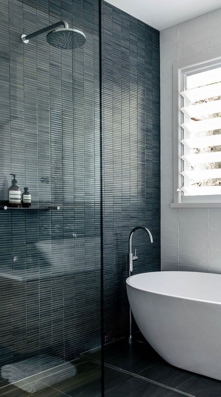Gạch mosaic màu xanh lá ốp nhà tắm