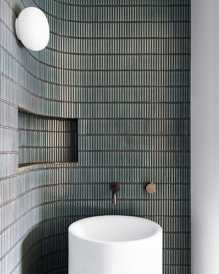 Gạch mosaic màu xanh lá ốp nhà tắm