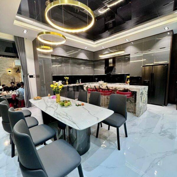 816LUSATVARIO-BIANCO LÁT NỀN 1