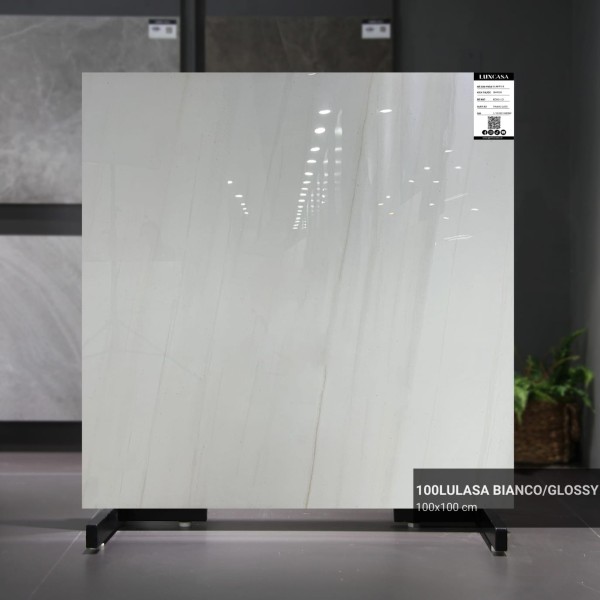 Gạch ốp tường 1000x1000 khổ lớn
