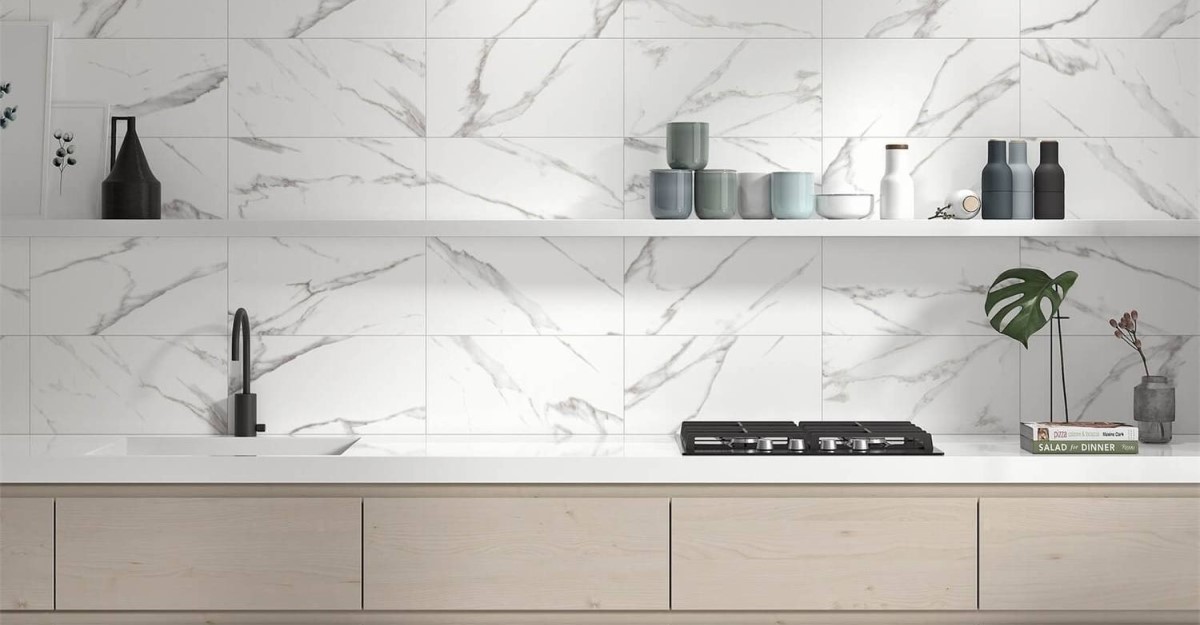 Gạch ốp tường bếp 30x60