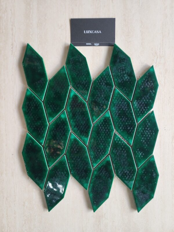 GẠCH MOSAIC HÌNH CHIẾC LÁ MÀU XANH LM-01G