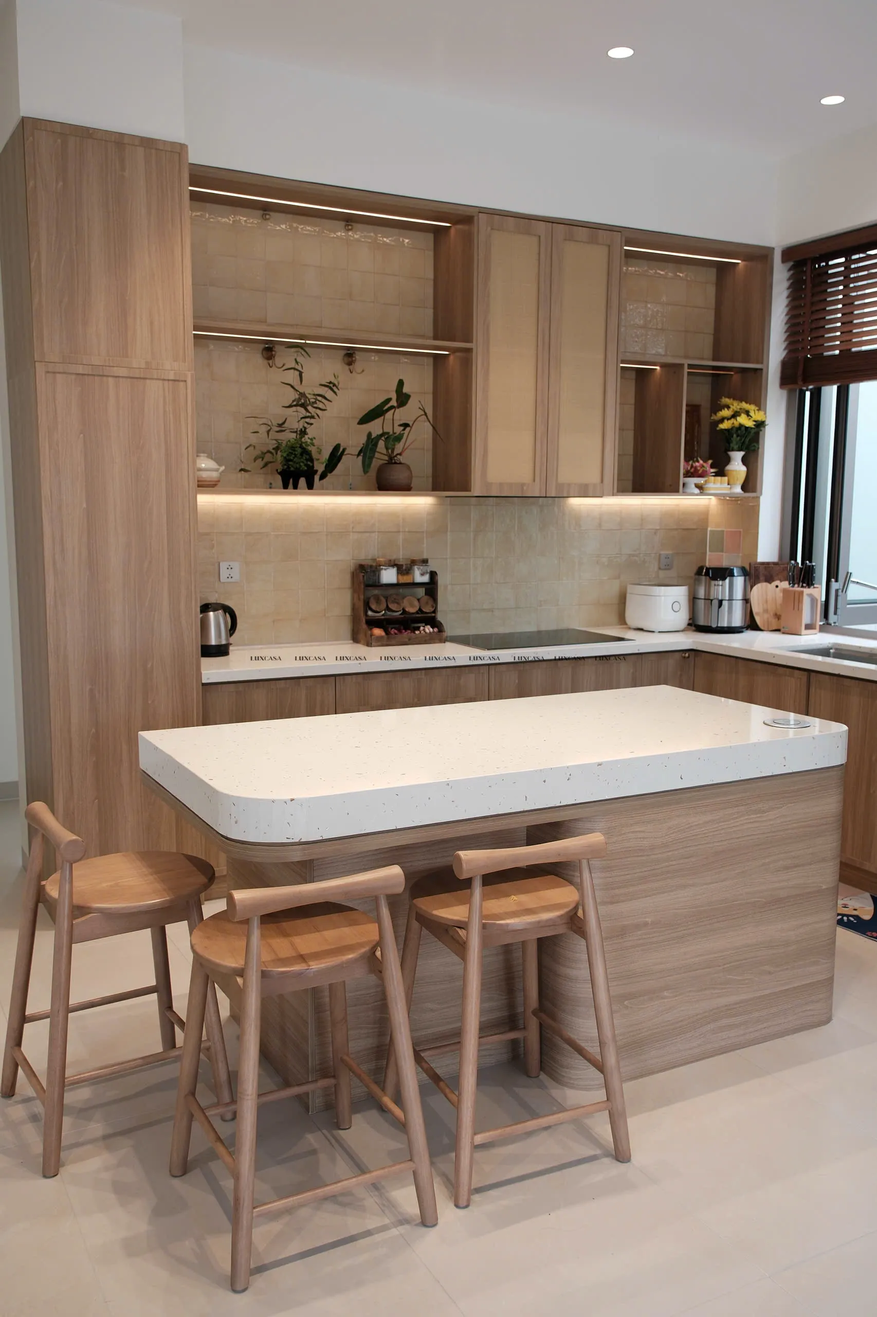 Gạch ốp bếp hình vuông LUIN12586G 