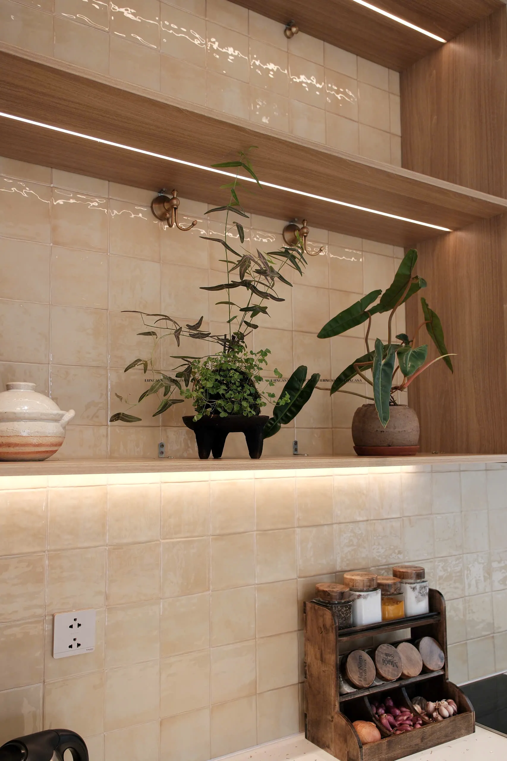 Gạch ốp bếp hình vuông LUIN12586G 