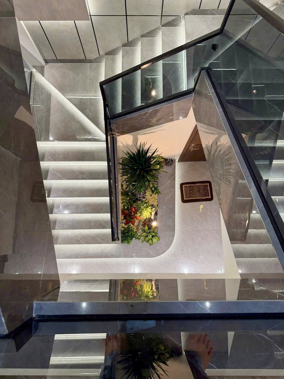 Đá nung kết 80x320 832LUEL-GR