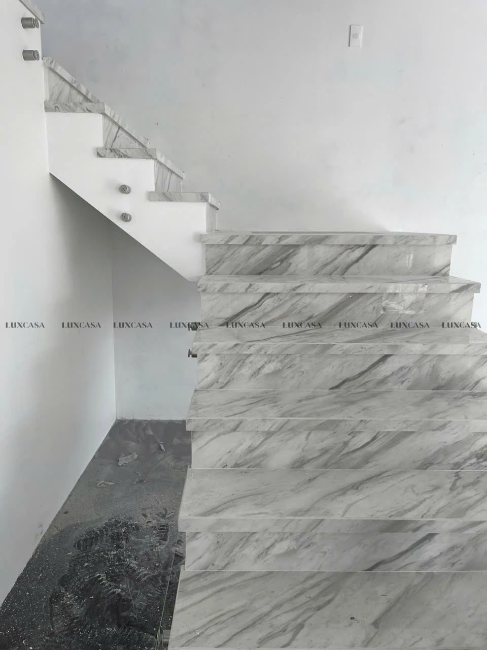 Đá nung kết Carrara làm cầu thang (3)