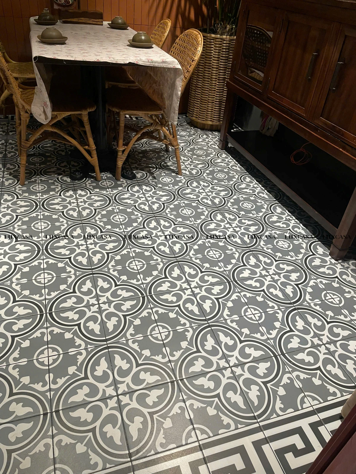 Gạch bông lát quán cafe 20X20 20LU9154 (2)
