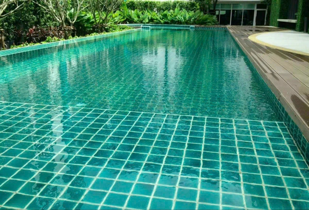 Gạch bể bơi LUXFB100041 (Hình phối cảnh)