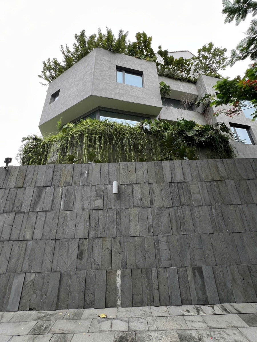 Đá tổ ong ốp hàng rào đẹp
