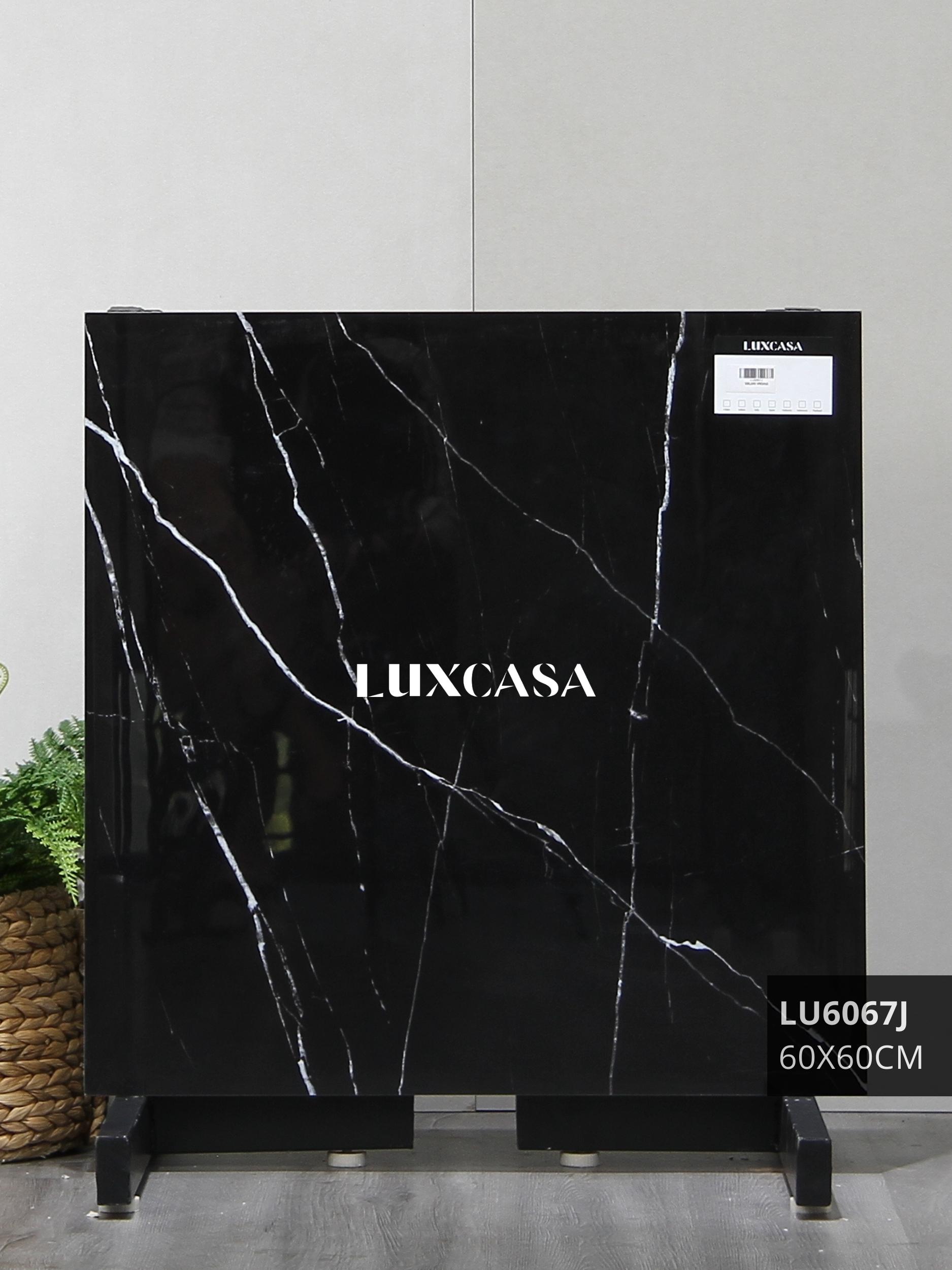 Mẫu gạch ốp mặt tiền 60x60 đen tia chớp