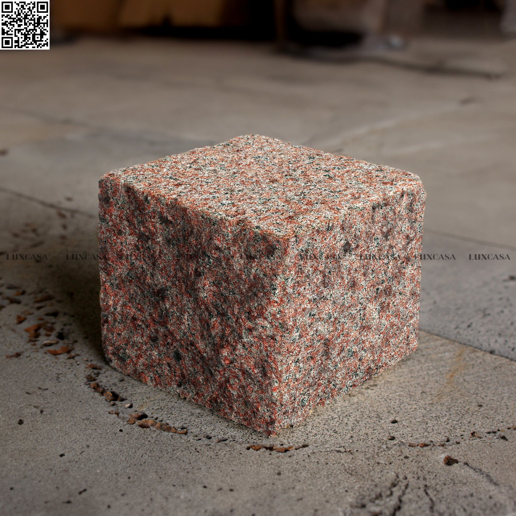 Đá cubic granite đỏ