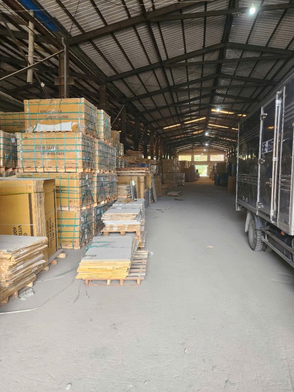 Gạch ốp lát quận 12 giá tại kho