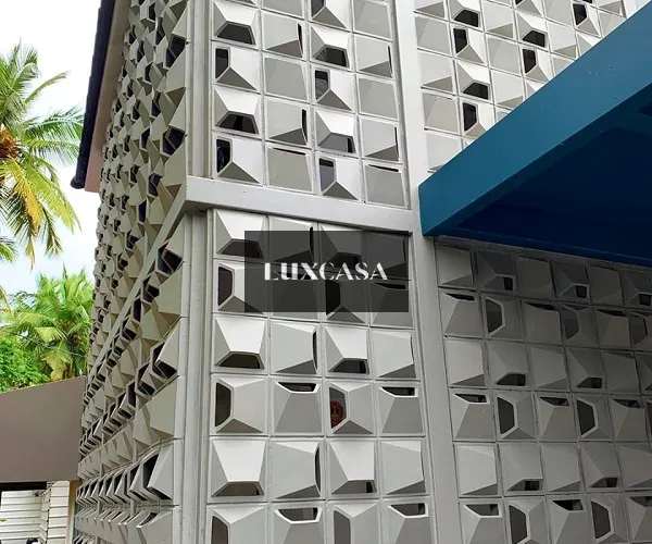 Gạch bông gió bánh ú chắn mưa ốp ngoài trời