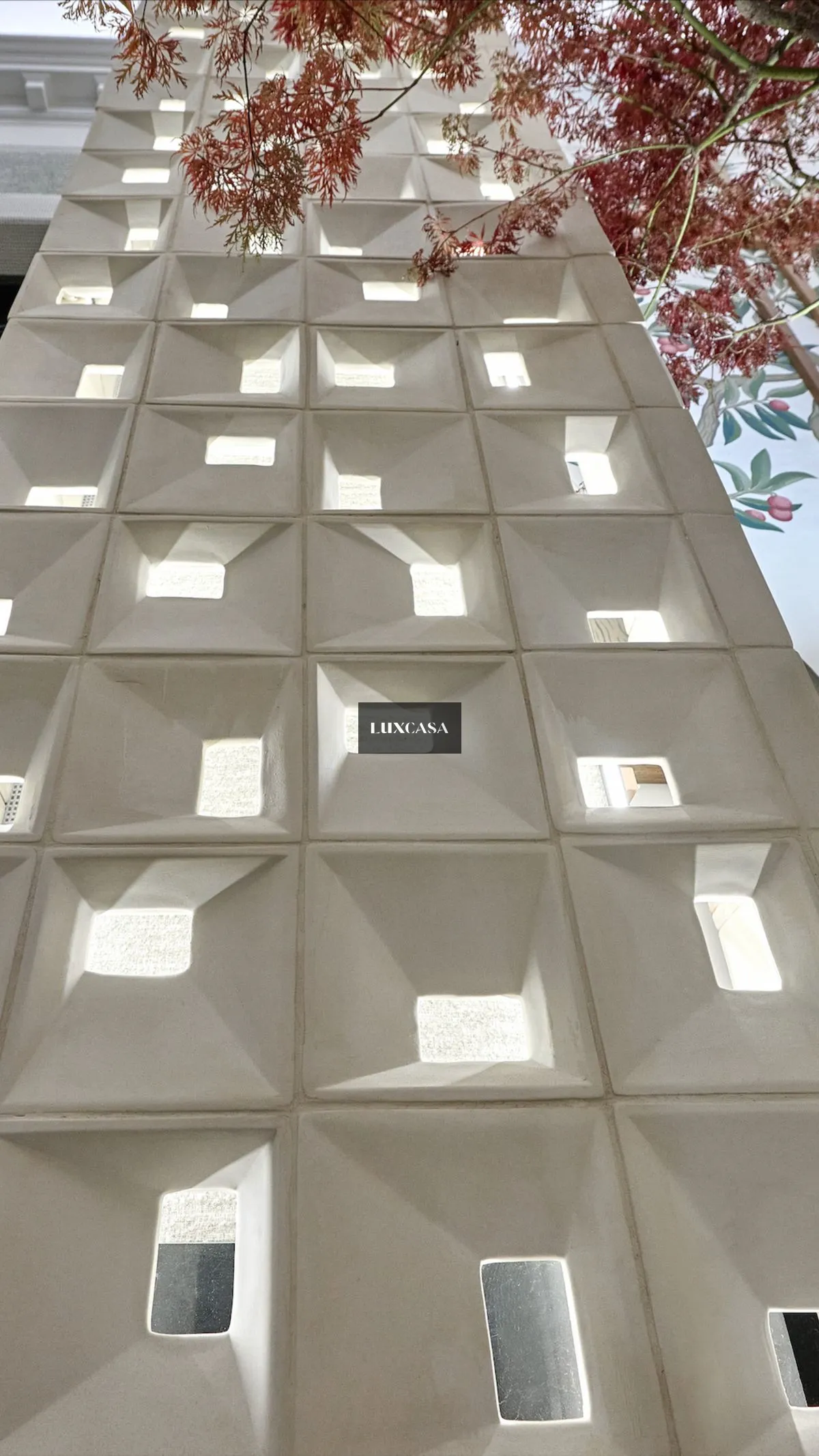 Gạch bông gió bánh ú ốp mặt tiền chắn mưa tốt