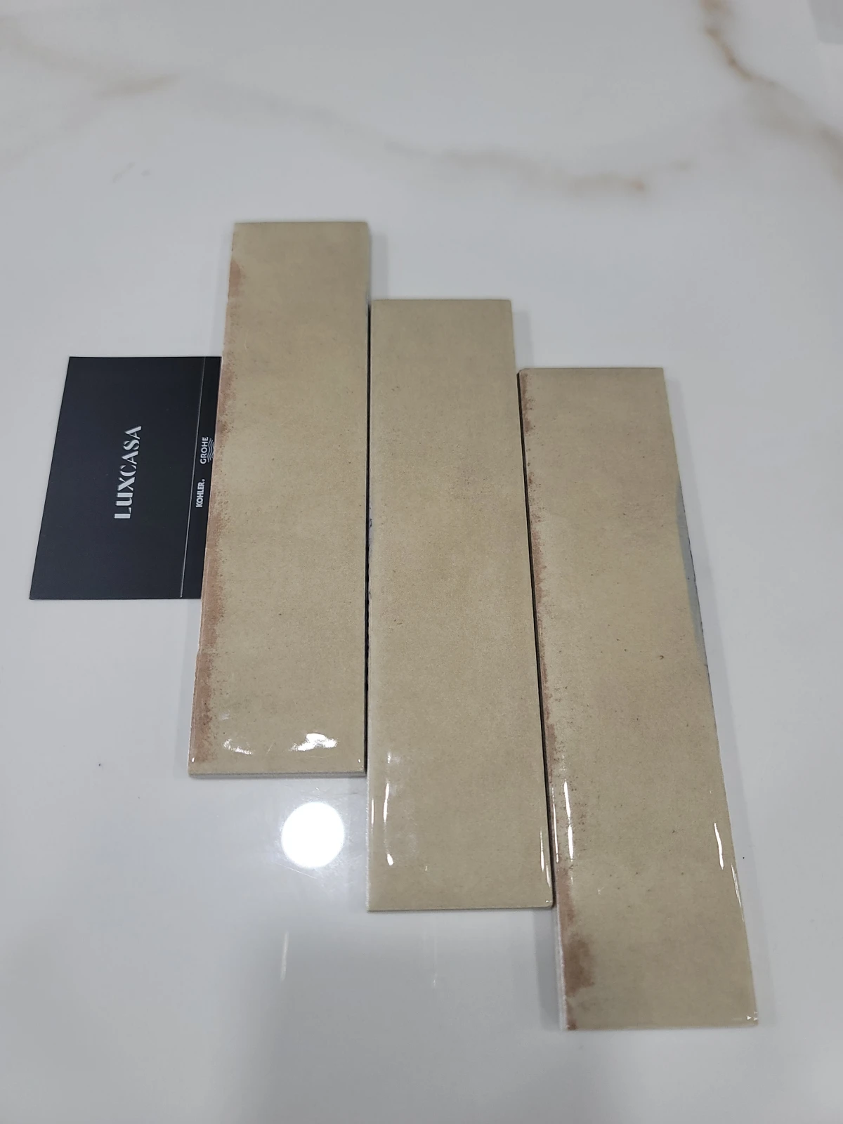 Mẫu gạch thẻ bóng 50x200mm  LUIN5201