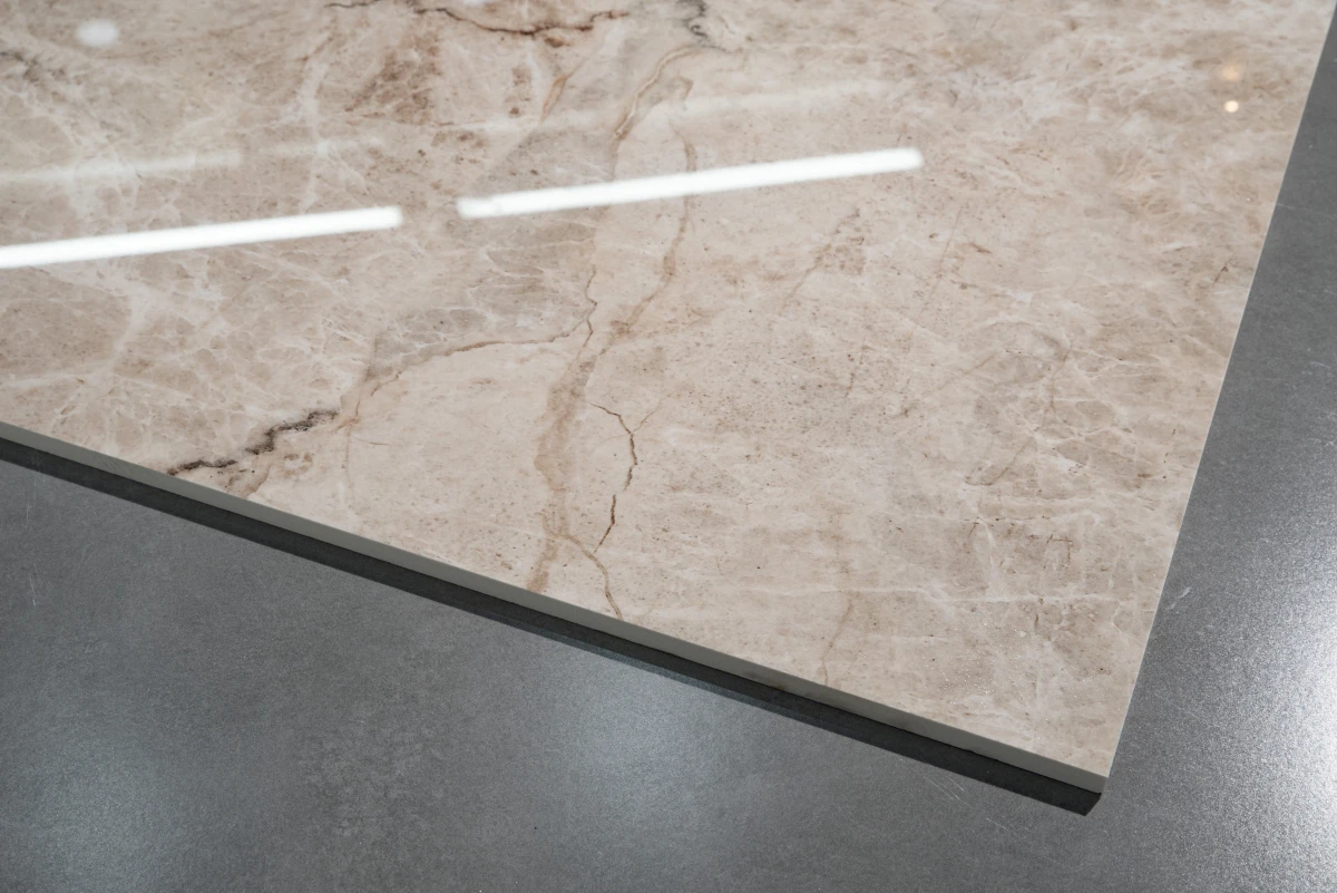 Bề mặt bóng gạch ốp lát 75×150 715LUSOD-01P