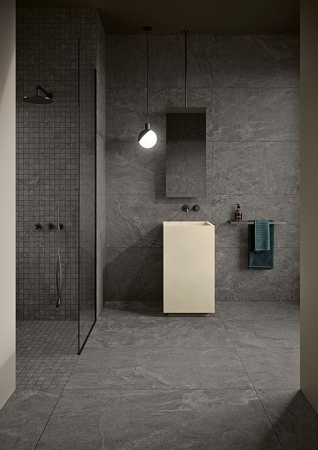 Đá mosaic màu xám ốp nhà vệ sinh