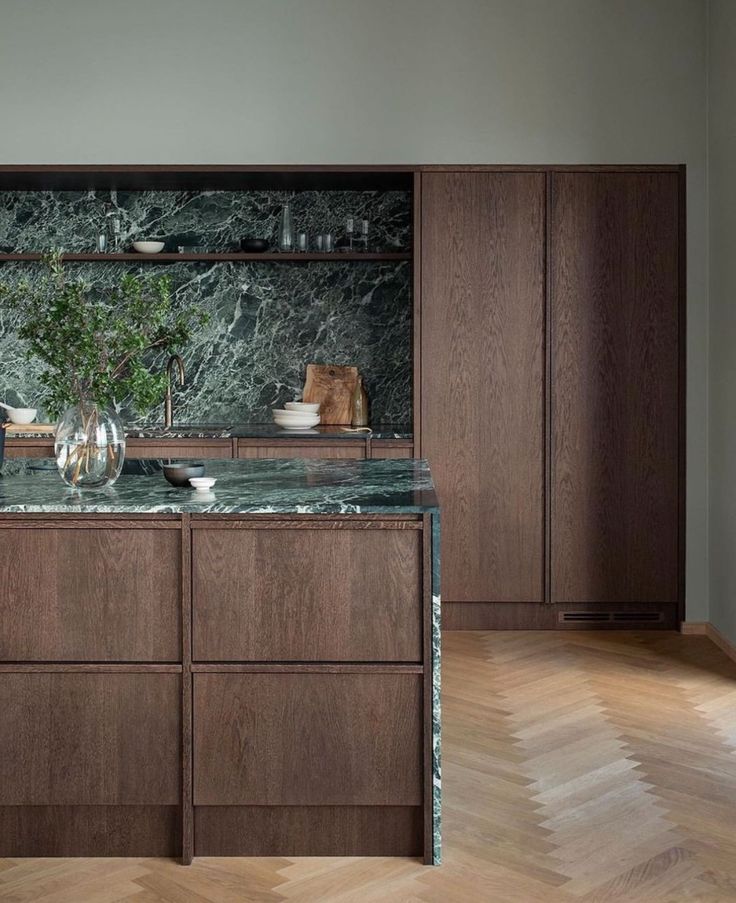 Gạch giả đá marble màu xanh ốp bếp