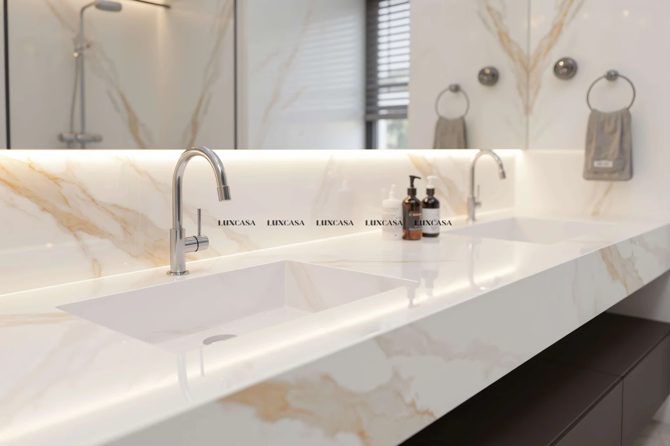 Đá nung kết Calacatta Gold làm lavarbo