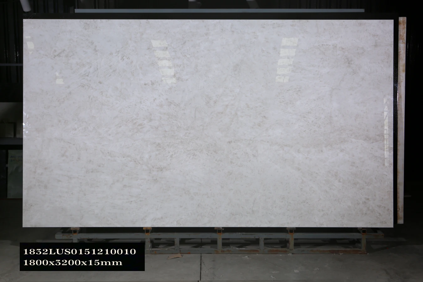 Đá nung kết Pietra 1832LUS0151210010